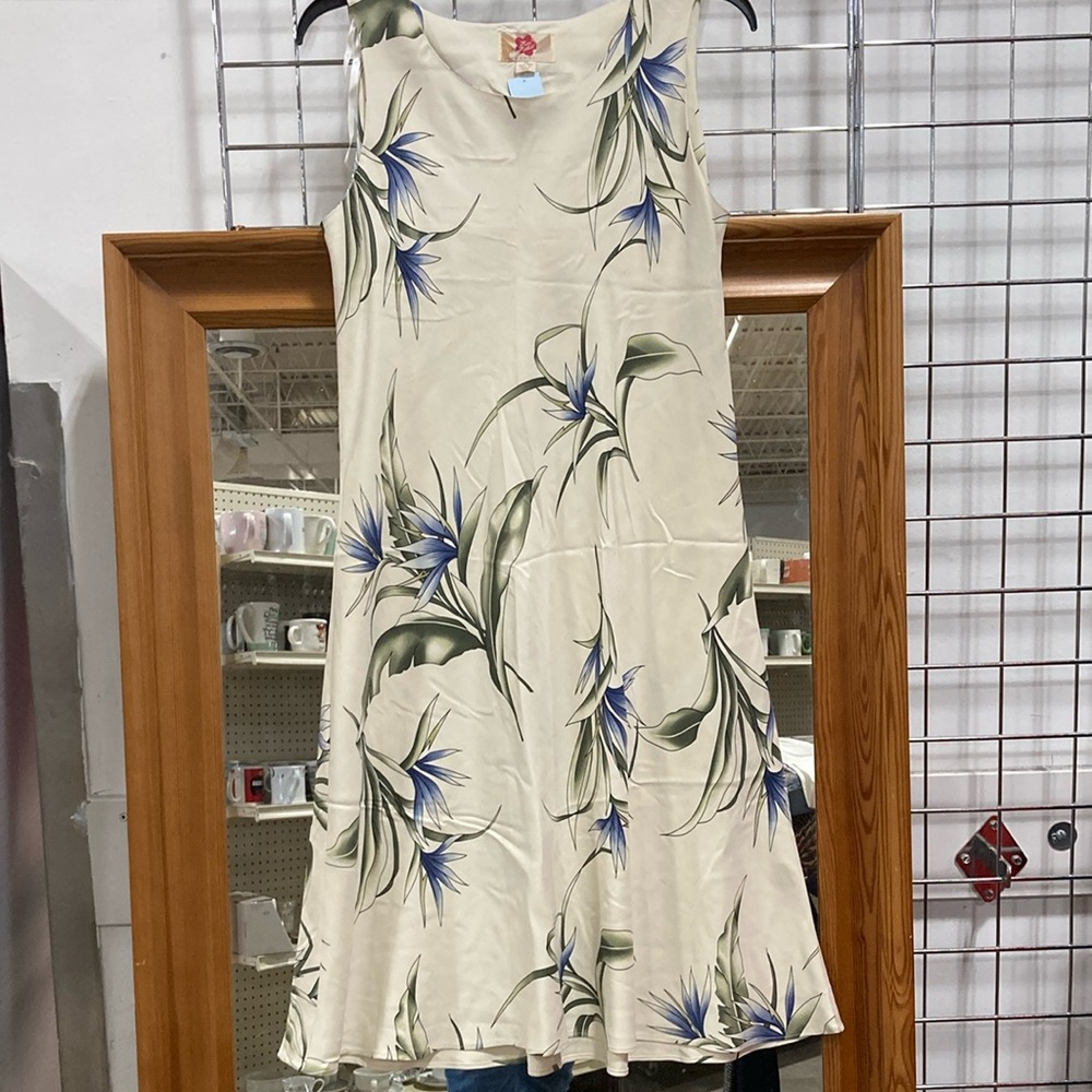 WOMEN 100% SILK Hilo Hattie Cream Sleeveless V-Neck Midi Sundress